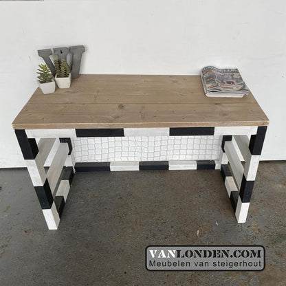 Steigerhouten voetbal bureau Lionel