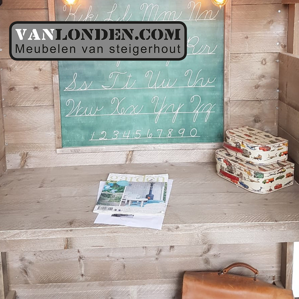 Steigerhouten werkcabine Flore