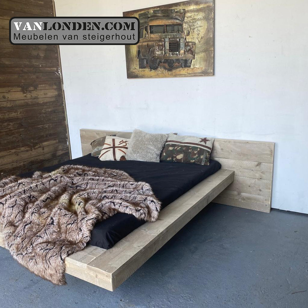 Steigerhouten zwevend tweepersoonsbed Jena