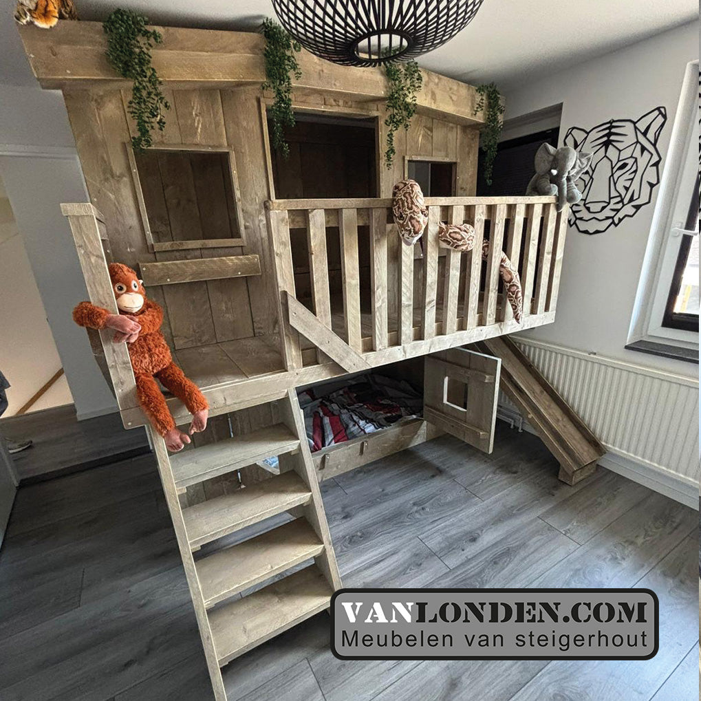 Steigerhouten boomhutbed Berry