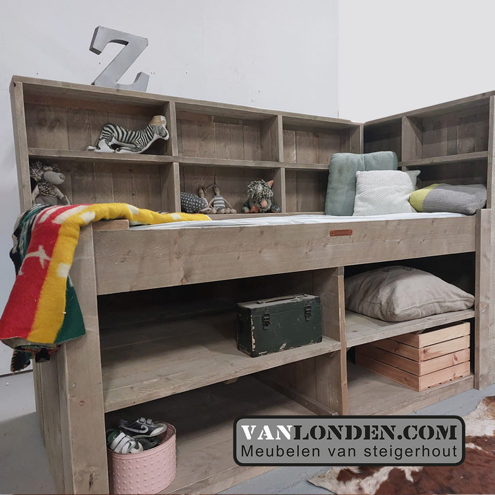 Steigerhouten halfhoogslaper dressoir Koby