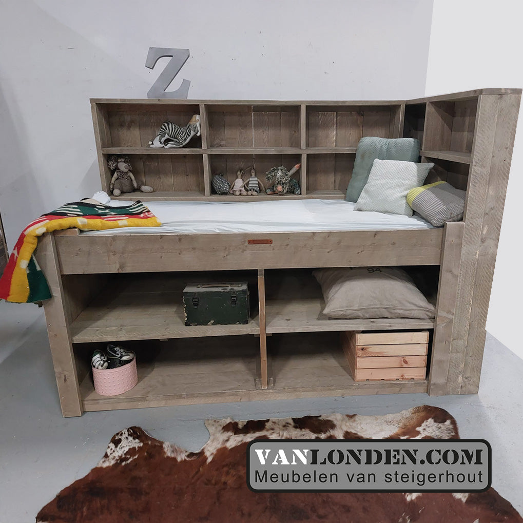 Steigerhouten halfhoogslaper dressoir Koby