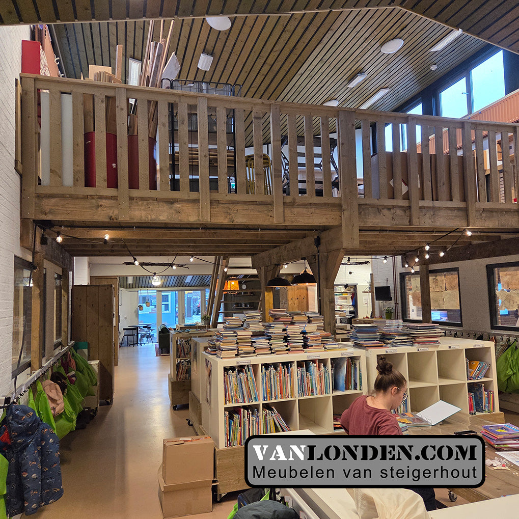 Steigerhouten vide-verdiepingsvloer Gaston