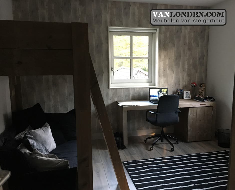 Steigerhouten bureau Aiden