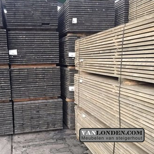 Verouderd vergrijsd steigerhout