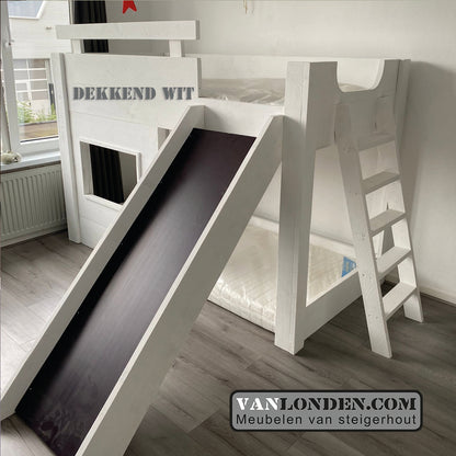 Steigerhouten hoogslaper met glijbaan Lieke