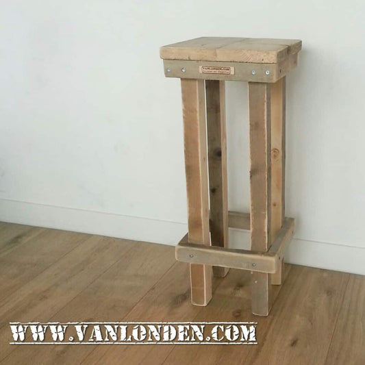 Steigerhouten barkruk Barend