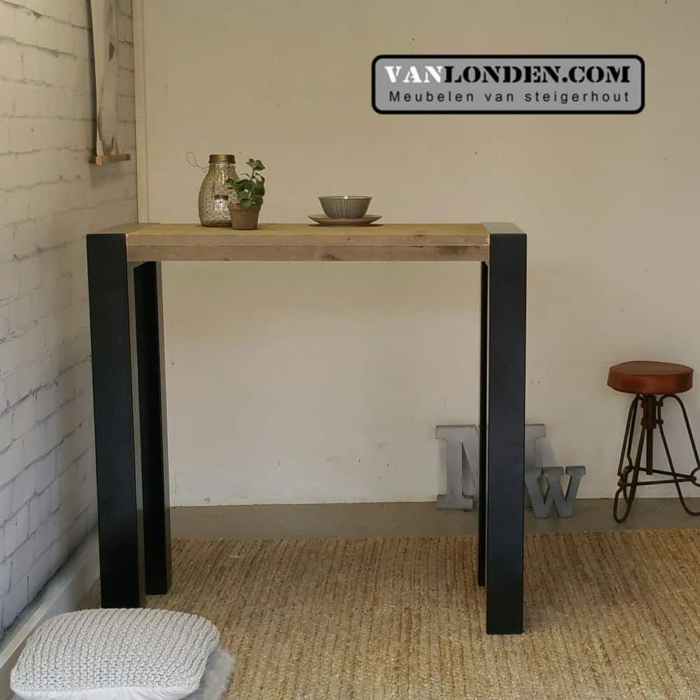 Steigerhouten bartafel James