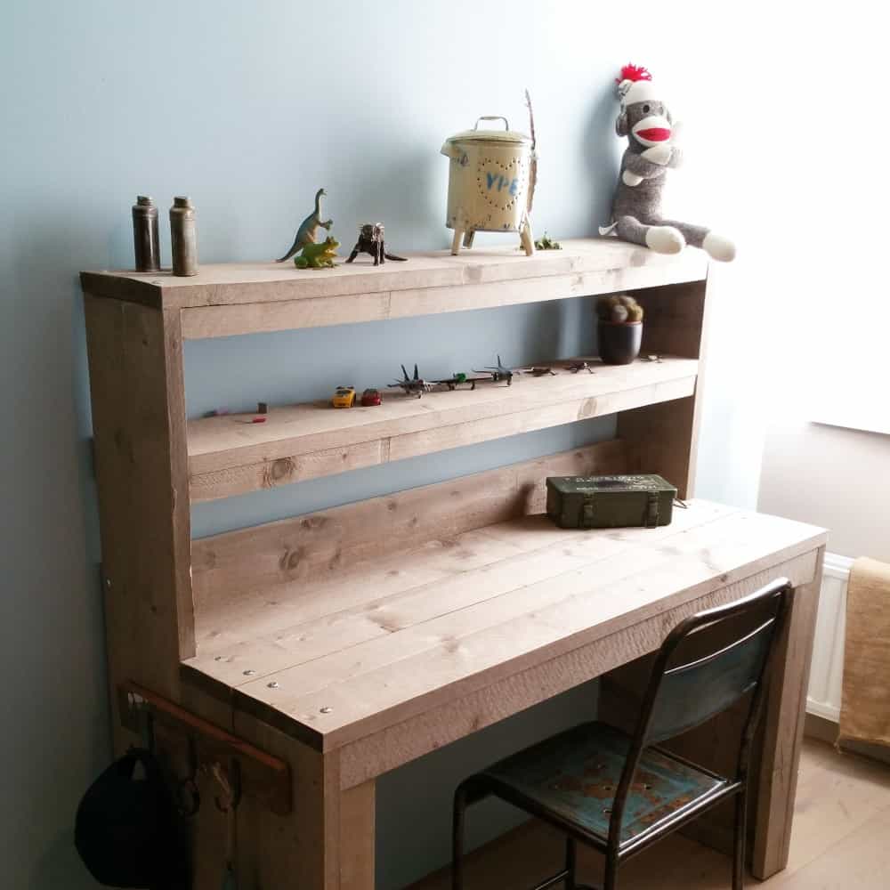 Steigerhouten bureau Barto