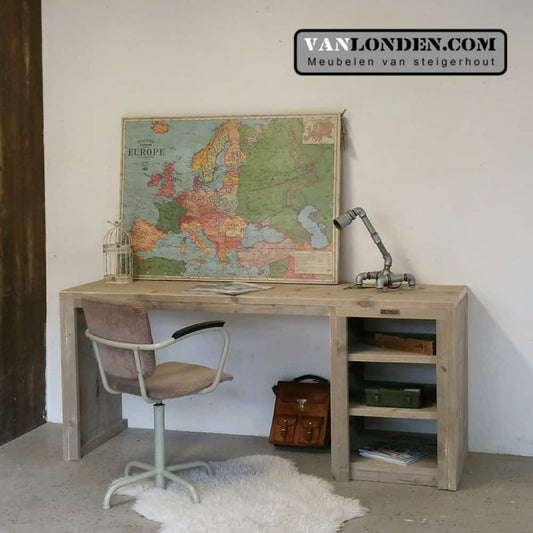 Steigerhouten bureau Jari