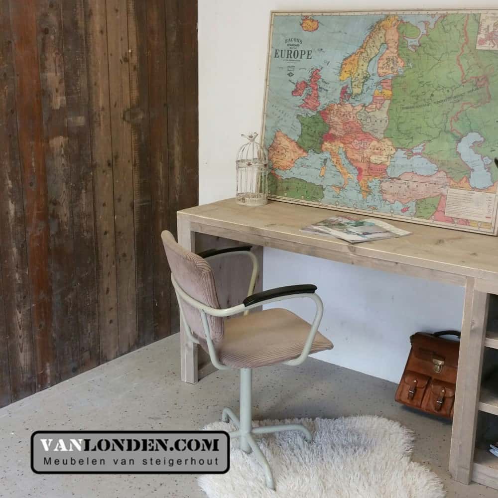 Steigerhouten bureau Jari