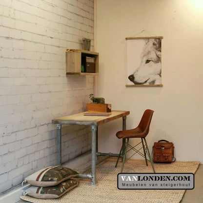 Steenschot houten bureau Jordy