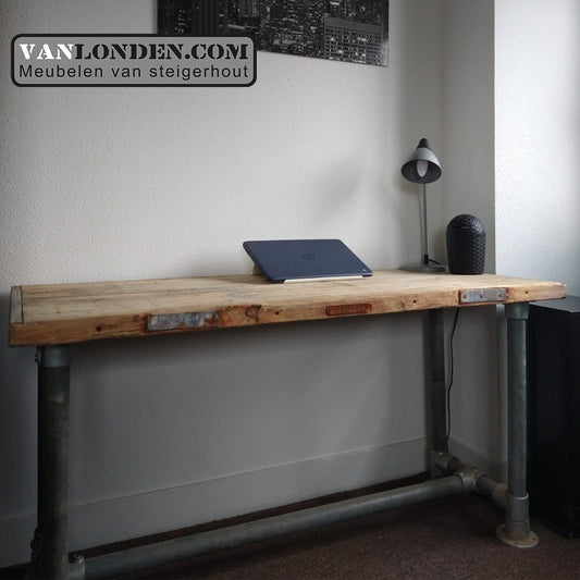 Steenschot houten bureau Jordy