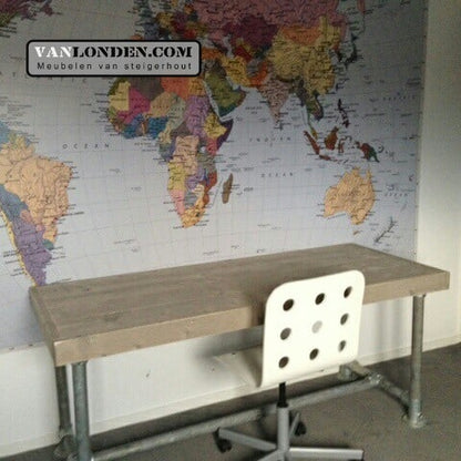 Steigerhouten bureau Jorrit