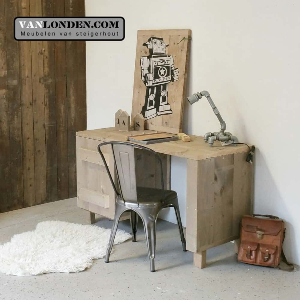 Steigerhouten bureau Noud