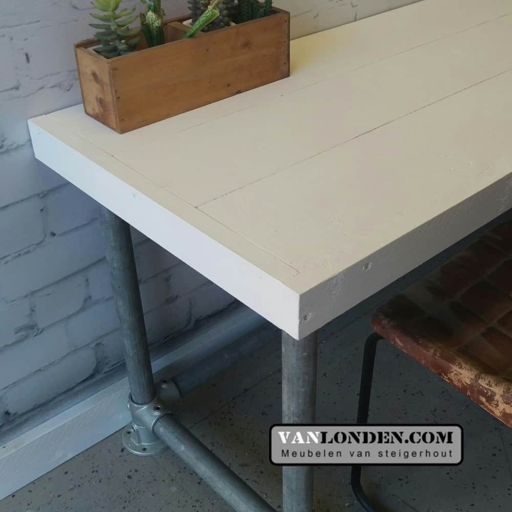 Steigerhouten bureau Otto