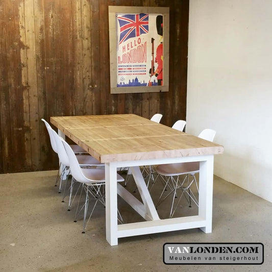 Eettafel Michael van oude bowlingbaan