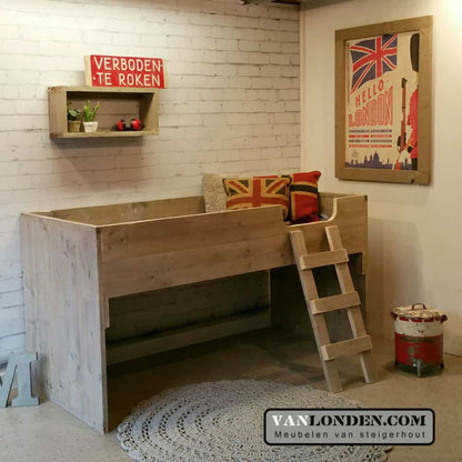 Steigerhouten halfhoogslaper Jur