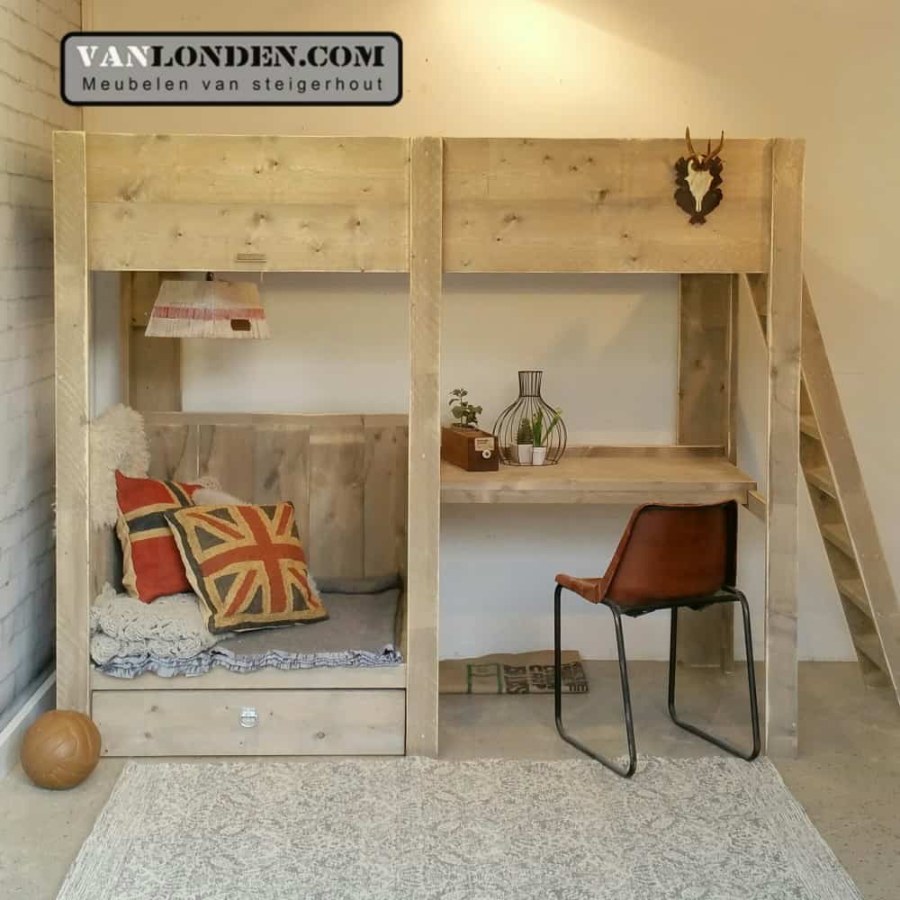 Steigerhouten hoogslaper met bureau Chiel