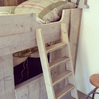 Steigerhouten hoogslaper Colin