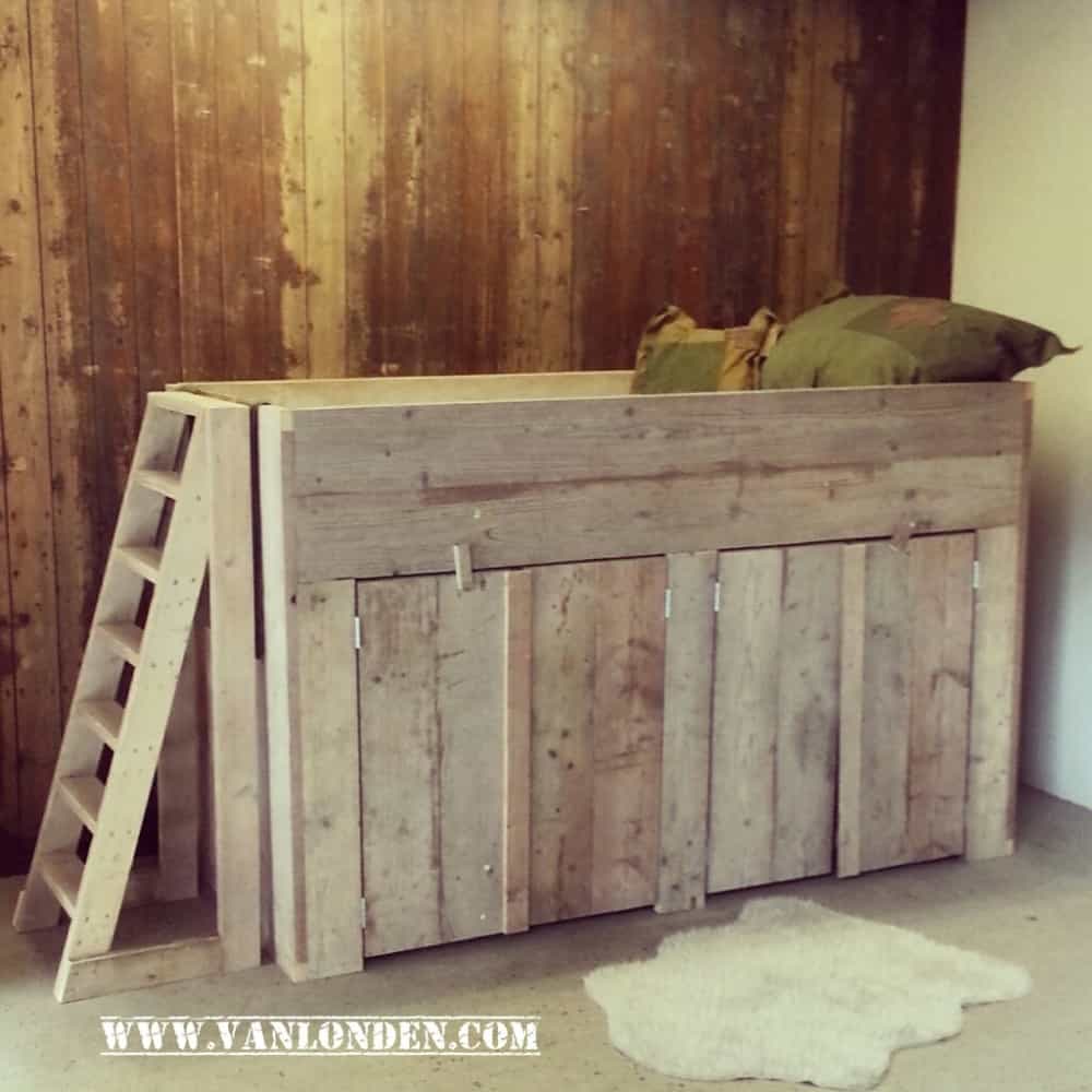 Steigerhouten hoogslaper Florine