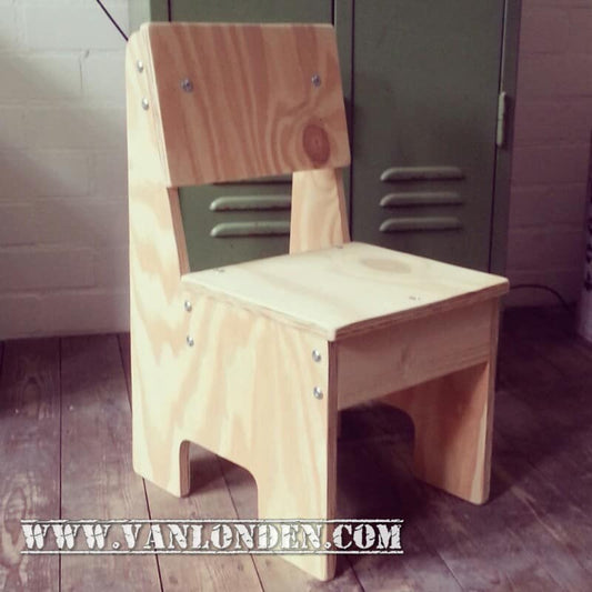 Houten kinderstoel Mark