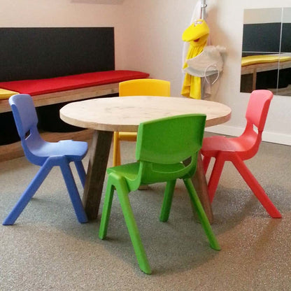 Steigerhouten kindertafeltje Evi