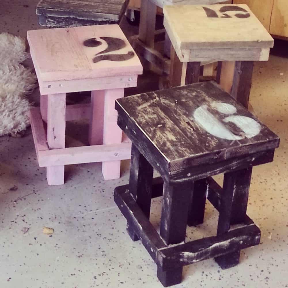 Steigerhouten krukje Gijs