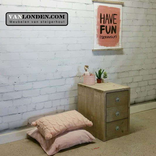 Steigerhouten nachtkastje Nathalie