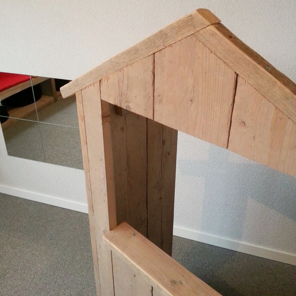 Steigerhouten poppenkast Phileine