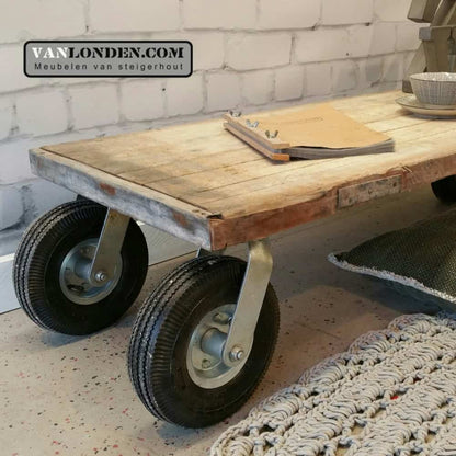 Steenschot houten salontafel op wielen Seth