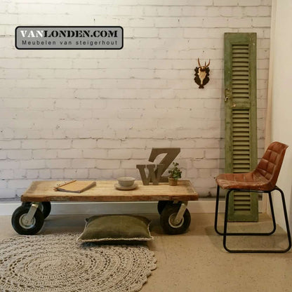 Steenschot houten salontafel op wielen Seth