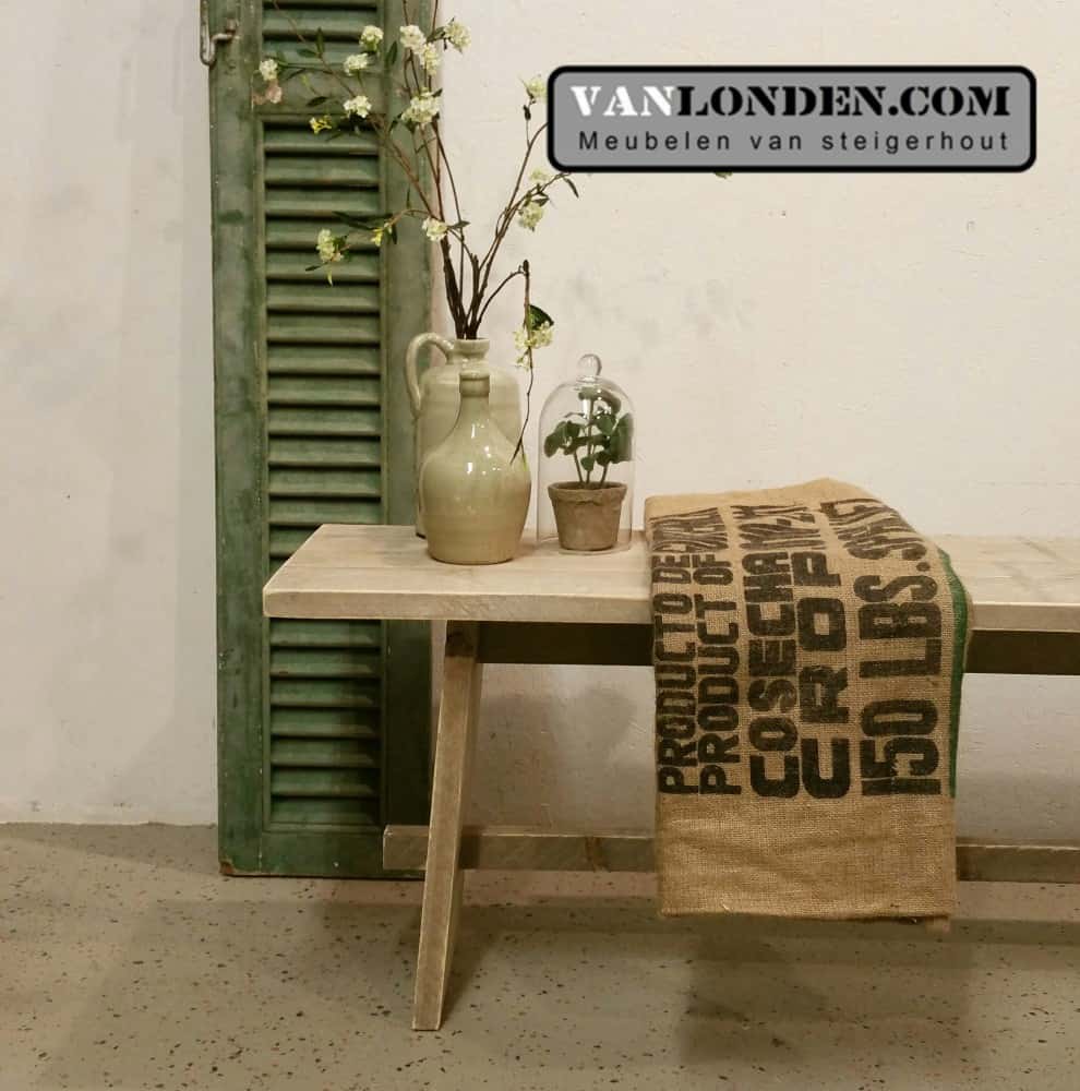 Steigerhouten side table Siga