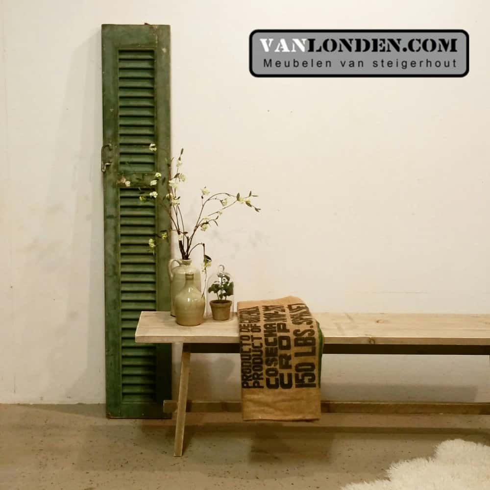 Steigerhouten side table Siga