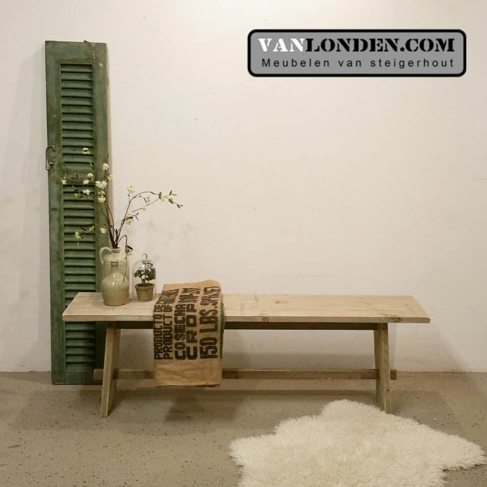 Steigerhouten side table Siga