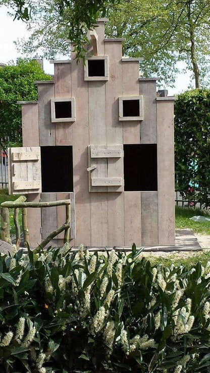 Steigerhouten speelhuis Jeroen