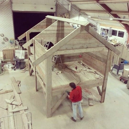 Steigerhouten speelhuis Loesje