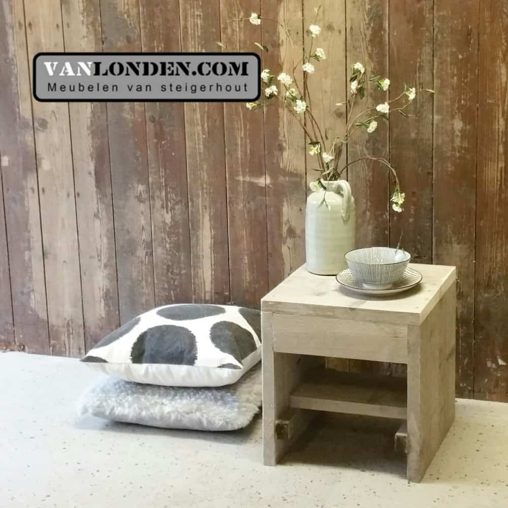 Steigerhouten tafeltje Tijn