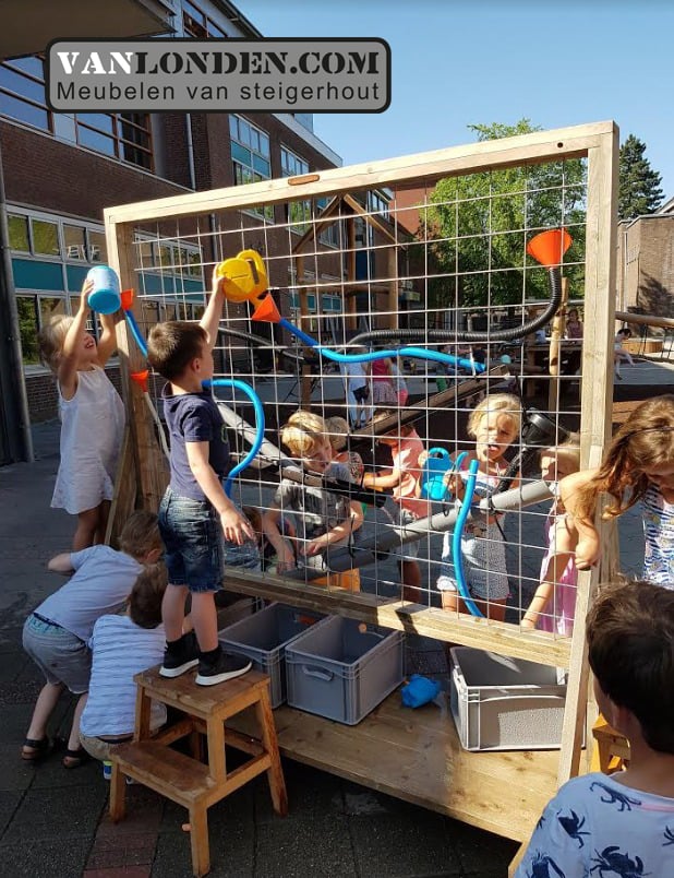 Steigerhouten waterbaan Geertje