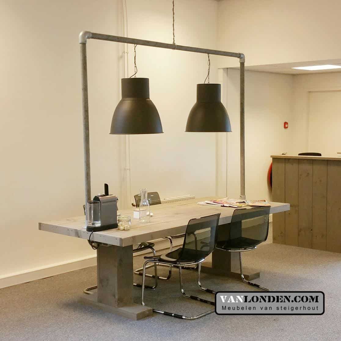 Wachtkamertafel Elke