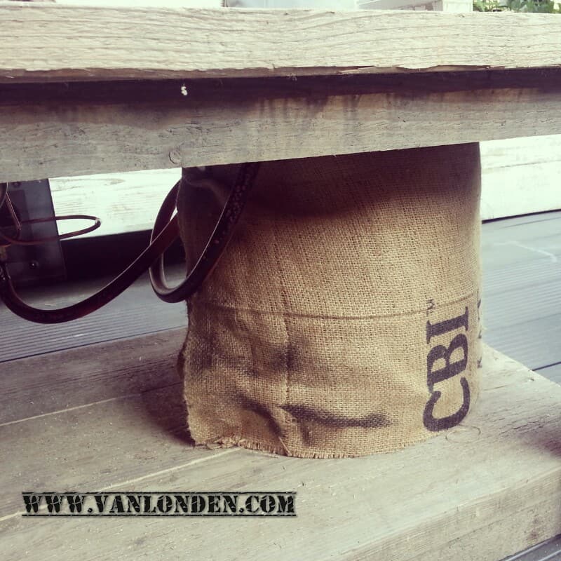 Steigerhouten vuurtafel Victor