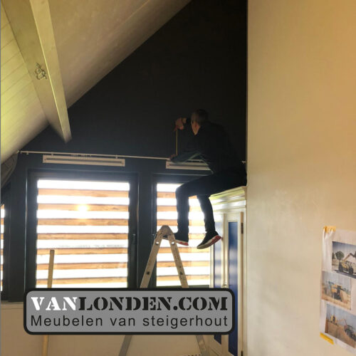 Steigerhouten slaap vide Carlijn begin bouw