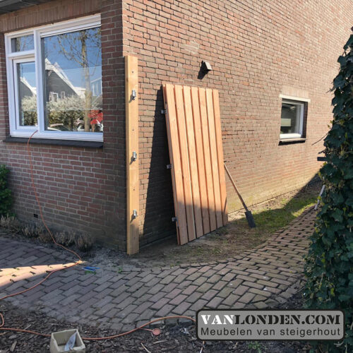 schutting en poort van douglas 3