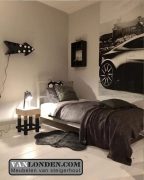 Steigerhouten krukje- nachtkastje Ezra (Steigerhouten krukken online bestellen)